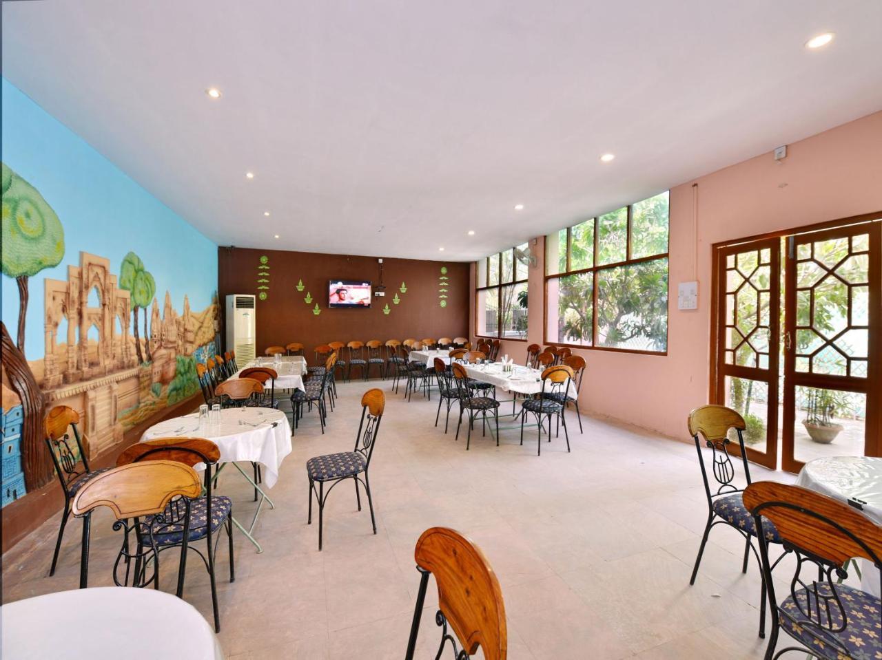 Oyo 15001 Marvel Umed Hotell Jodhpur  Eksteriør bilde